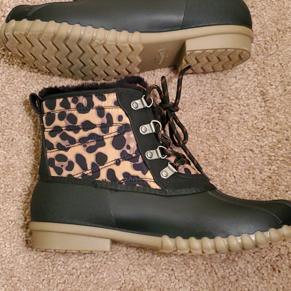 Bare Traps Duck Boots - Picture 13 of 15